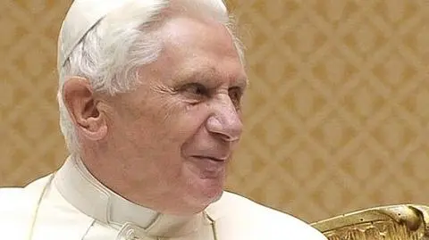 Papież modlił się za ofiary świńskiej grypy