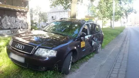 Wrocław: zderzenie tramwaju z taksówką, jedna osoba ranna