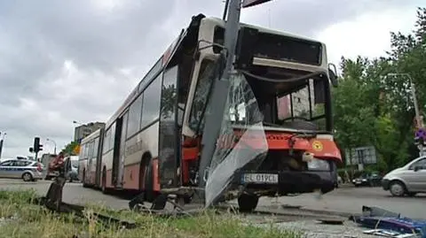 Wypadek autobusu w Łodzi