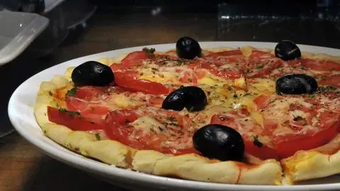 Pizza to "porcja warzyw". Bo ma sos pomidorowy