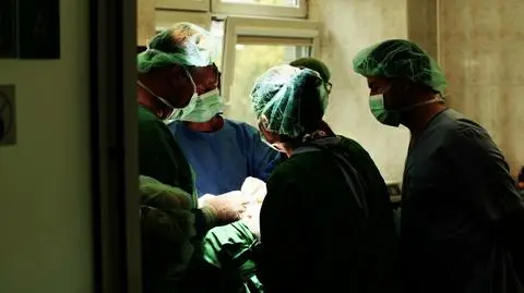 "Superwizjer" TVN report: some women nearly ended up dead after using Aquafilling gel to augment their breast