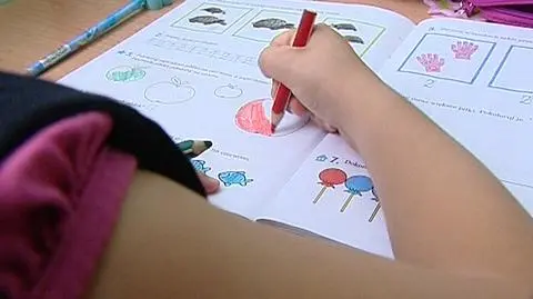 Sąd odebrał dzieci, bo skarżyły się na przemoc.
Rodzice: "Zostały zmanipulowane"