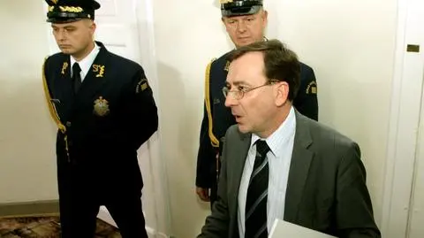 Kamiński dostał szablę z napisem: "Nie pękaj"