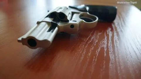 mieszkaniec Wodzisławia przyszedł na koncert z bronią