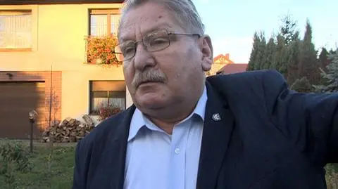 Burmistrz jechał po pijanemu, usłyszy zarzut znieważenia policjanta. "Te ch**e nie chcą mnie wypuścić"