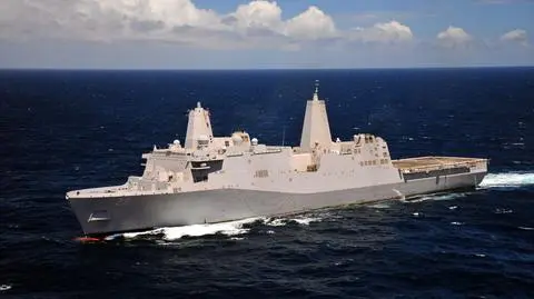 Okręty USA Green Bay i Lake Erie nie wpłyną do portu w Hongkongu