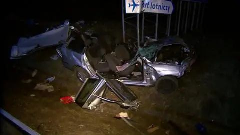 Dachowanie na A4. Jedna osoba nie żyje 