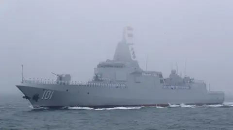 Chiny. Nowy niszczyciel Nanchang pokazany na paradzie