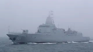 Nanchang, pierwszy z nowej chińskiej klasy niszczycieli typu 055