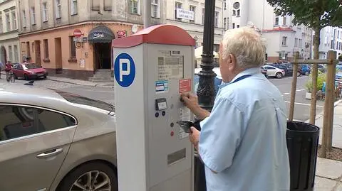 Za parkowanie w sobotę muszą wciąż płacić m