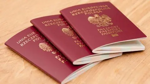Mężczyzna z dziećmi przejechali na fałszywych polskich paszportach z Austrii do Pakistanu