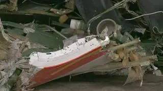 Wrak rozbitego Tu-154 w Smoleńsku