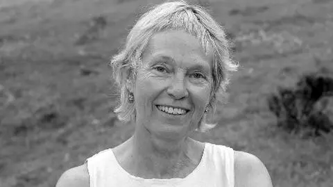 Do końca uśmiechnięta