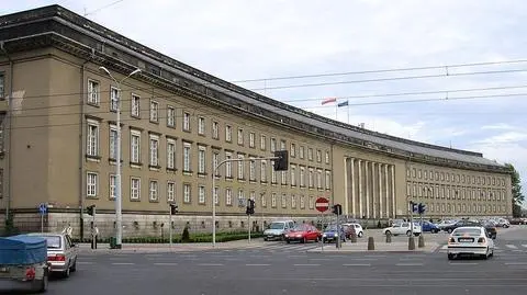 Samorządowcy złamali prawo. 
Wojewoda wzywa do dymisji