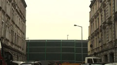 Gliwice: przed ich oknami stanął mur na wysokość 3. piętra