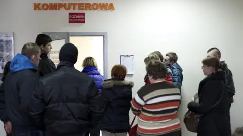 Kolejka na egzamin na prawo jazdy w Lublinie