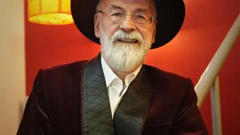 Terry Pratchett zmarł w 2015 roku 