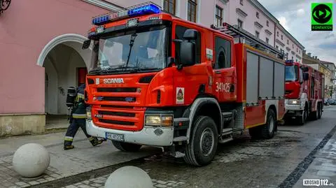 Krosno. Betonowe kule blokują wjazd na płytę rynku