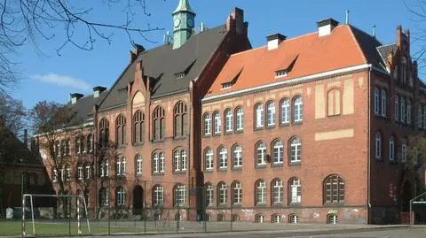 Poznań. Rasistowskie komentarze o czarnoskórym uczniu. Prokuratura zapowiada zarzuty
