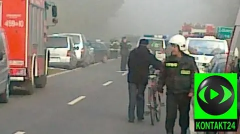 "Ładują ich jak paczki"