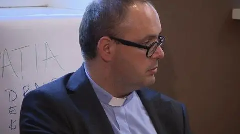 Ksiądz Kaczkowski odwołał spotkanie. Internauci modlą się za niego