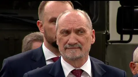 Polityczny spór o armię 