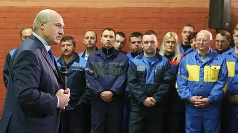 Łukaszenka wizytuje mińskie zakłady zbrojeniowe
