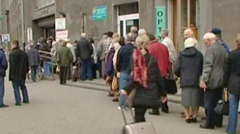 Pacjenci mdleli w kolejce