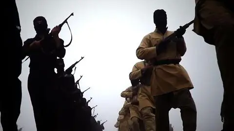 Irak. Sindżar. Irakijczyczy znaleźli zbiorowe groby