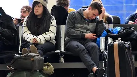 Na lotnisku w Gatwick panuje chaos w związku z pojawiającymi się nad płytą dronami 