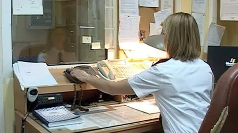 7-latek znów przyszedł na policję po pomoc. Matka i babcia kompletnie pijane