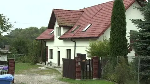 Ks. Wojciech Gil przebywa w rodzinnej miejscowości koło Krakowa