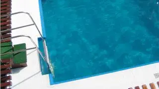 Kobiecie karmienie synka przerwał ratownik