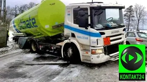Cysterna zsunęła się z jezdni