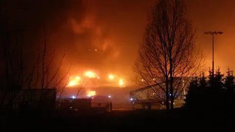 Carrefour spłonął. Są pierwsi podejrzani