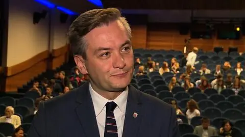 Pomysł prezydenta Biedronia przepadł. Radni nie zgodzili się na parytet płci w nazwach ulic