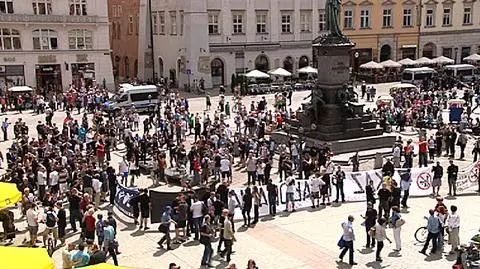Dwa marsze w Krakowie. Narodowcy kontra mniejszości seksualne