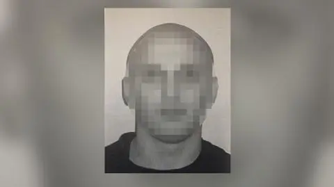 27-latek uciekł policjantom. Był poszukiwany listem gończym