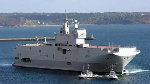 "Francuzi mogą jeszcze nas zwodzić". Mistral trafi do Rosji za trzy miesiące?