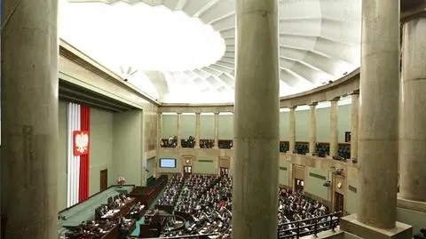 Polska demokracja gorsza od Timoru Wschodniego