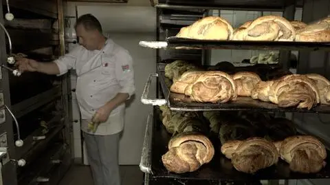 Proces jest złożony, ale warto, bo rogale to przysmak jakich mało