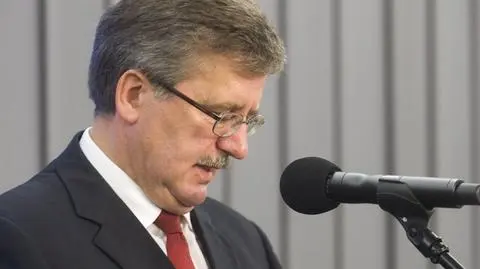 Komorowski chciał inwigilować posłów?
