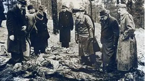 Duma potępi Katyń jako "stalinowską zbrodnię"