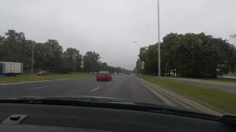 Policja przypomina kierowcom, do czego służy lewy pas