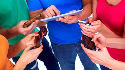 Troska o byt artystów czy wielki skok na kasę? Będzie nowy podatek od smartfonów i tabletów
