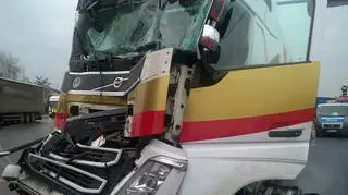 Kierowca ciężarówki trafił do szpitala
