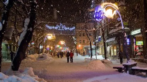 Krupówki bez reklam? Ale "biały miś" i oscypki zostają