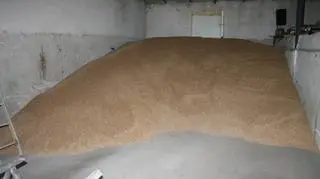 Policjantom udało się odzyskać 25 ton zboża