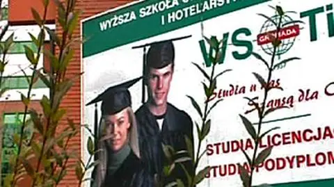 Jest już w kraju, ale nieuchwytna. Studenci nadal nie wiedzą, co z uczelnią