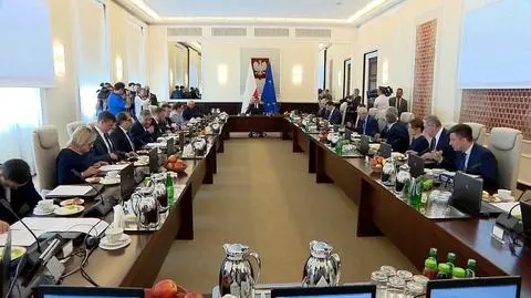 Tuesday is the last day for Beata Szydło&#039;s ministers to return their bonuses